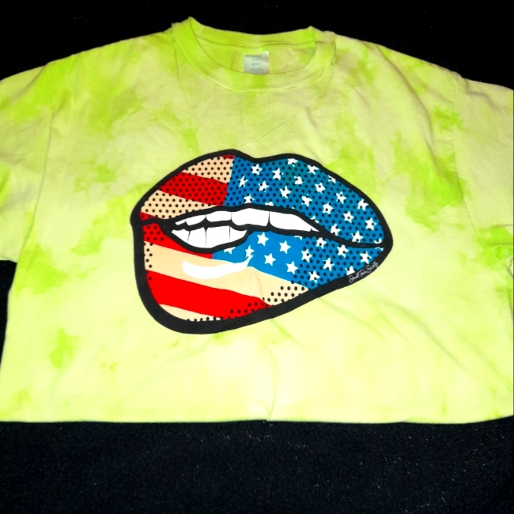 Patriotic Lip Distress Tee